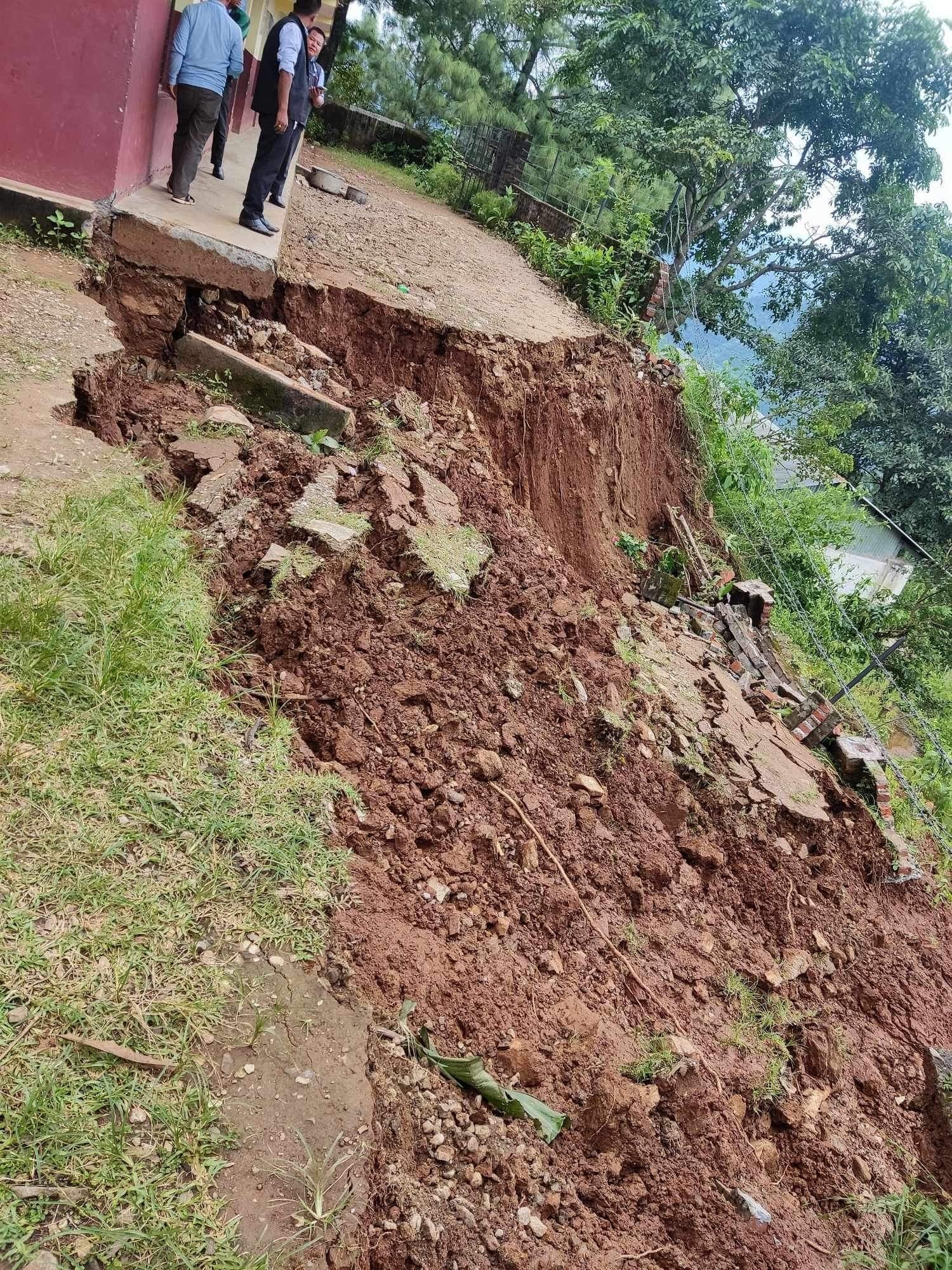 विपदका पीडितमाथी राजनीतिक स्वार्थ, धादिङमा बढी क्षति क्षेत्र संकटग्रस्त घोषणा भएन