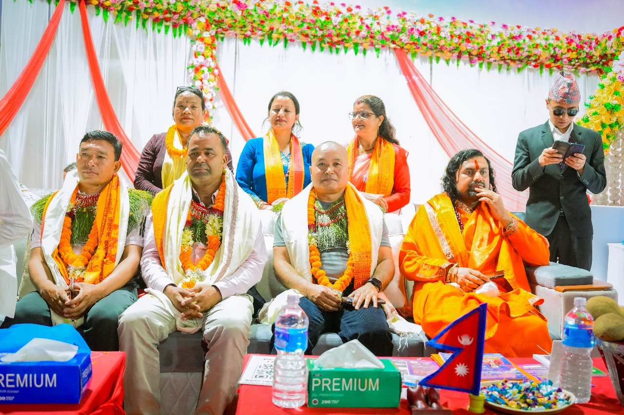 धार्मिक सेवा र दानसहित नगरप्रमुख विष्टको टोली गण्डकी कोटिहोममा