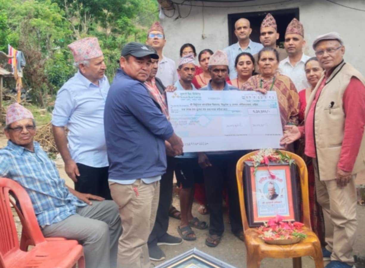 तारनलाङ निवासी स्व. चुडामणी अधिकारीको स्मृतिमा अक्षय कोष स्थापना