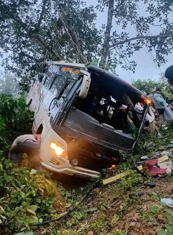 आरुघाट दुर्घटनामा २१ घाइते