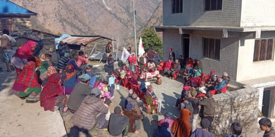 एमाले उम्मेदवार धनबहादुर घलेसंग बस्ती बचाउन मतदाताको आग्रह