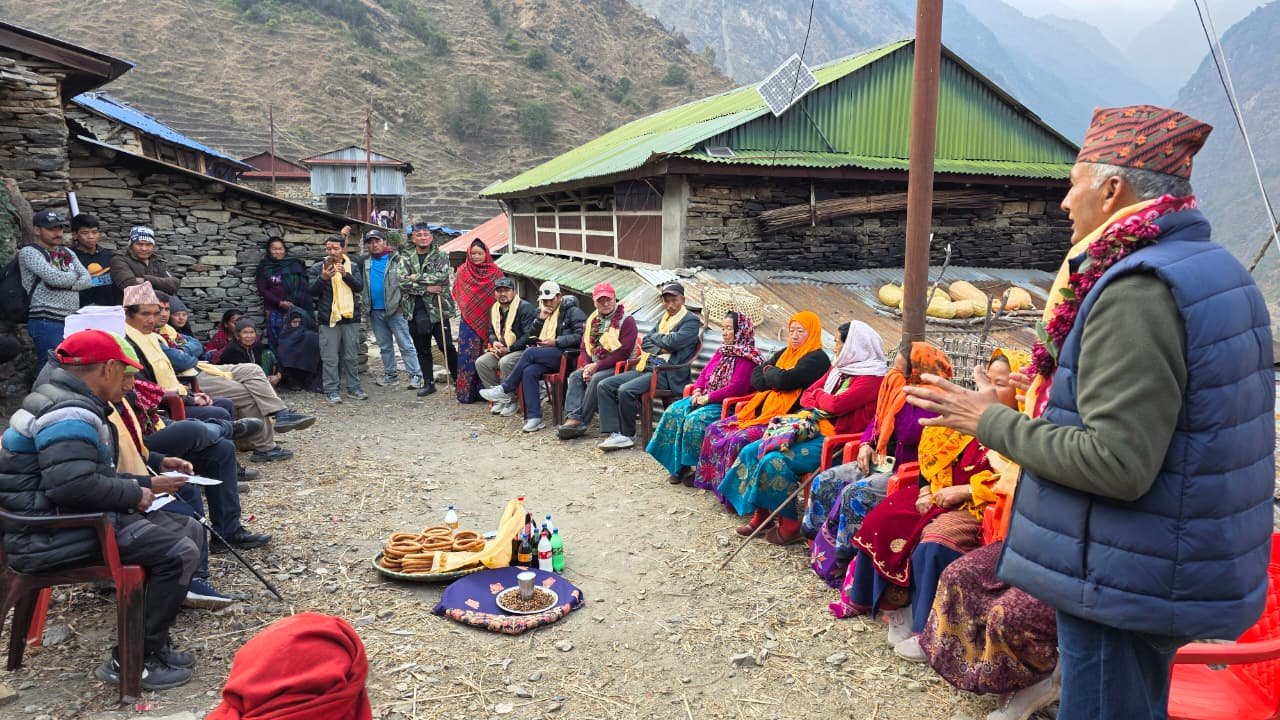 रुवीभ्यालीमा रमेश धमला : भीरमौरीको मह ब्राण्डिङ देखि पर्यटन हवसम्मका योजना