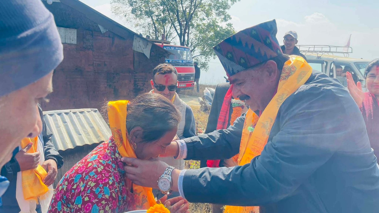 नीति र कानुन जनतासंग जाेडिनुपर्छ : एमाले उम्मेदवार त्रिपाठी