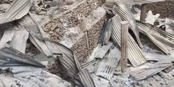 धादिङ त्रिपुरासुन्दरीमा भिषण आगलागी  : ७० लाखभन्दा बढी क्षति, ६० पशुचौपाया जले