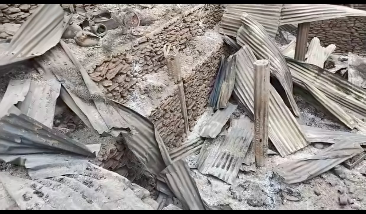 धादिङ त्रिपुरासुन्दरीमा भिषण आगलागी  : ७० लाखभन्दा बढी क्षति, ६० पशुचौपाया जले