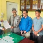 विभेदकारी विज्ञापन नीति खारेजी माग गर्दै प्रमुख जिल्ला अधिकारीमार्फत प्रधानमन्त्रीलाई ज्ञापनपत्र