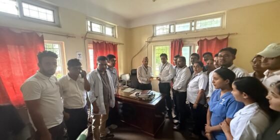 स्वास्थ्यकर्मीमाथि अभद्र व्यवहार गर्ने विरुद्ध  धादिङ अस्पतालद्वारा कारबाहीको लागि उजुरी 