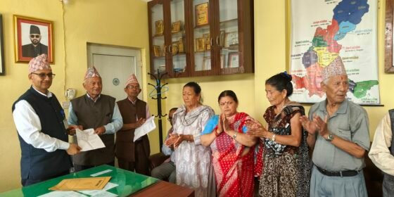 ज्येष्ठ नागरिक जिल्ला संघ धादिङले ‘ज्येष्ठ नागरिक’ शब्द  हटाइएको विराेधमा ज्ञापनपत्र