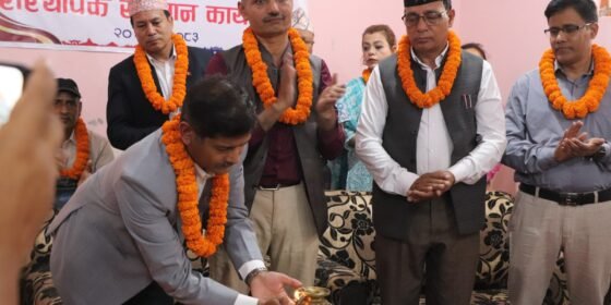पत्रकार महासंघ धादिङकाे २४ औँ  साधारणसभामा संस्थापकलाई सम्मान, शाहकाे शालिक  अनावरण