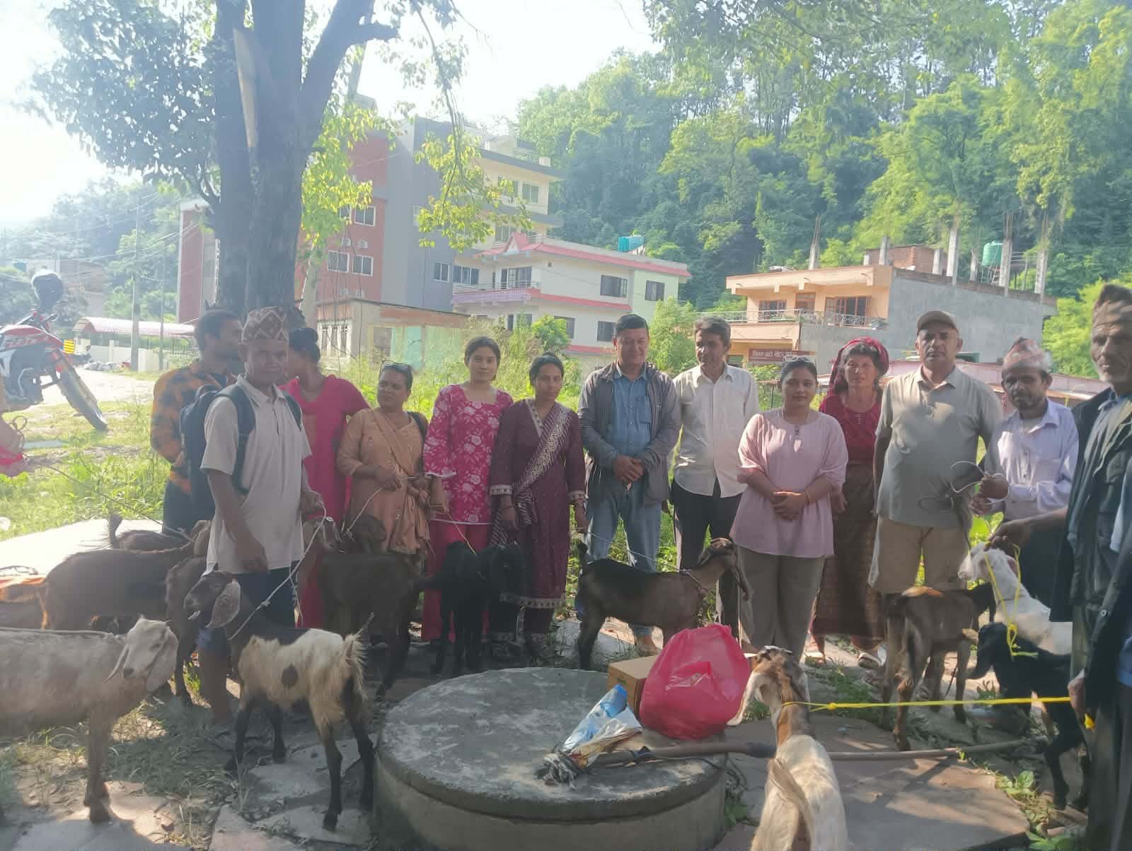 गल्छीमा अपाङ्गता भएका ४४ जनालाई  व्यक्तिका लागि बीउपुँजी वितरण