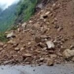 धादिङ चितवनकाे पहिराेले पृथ्वीराजमार्ग अवरुद्ध