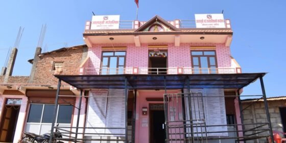 ज्वालामुखीका कर्मचारीले एक साताको तलब प्रधानमन्त्री सहायता कोषमा पठाउने