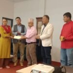 भोटेकोशी बाढी प्रभावित विद्यार्थीको शैक्षिक निरन्तरताका लागि आर्थिक सहयोग
